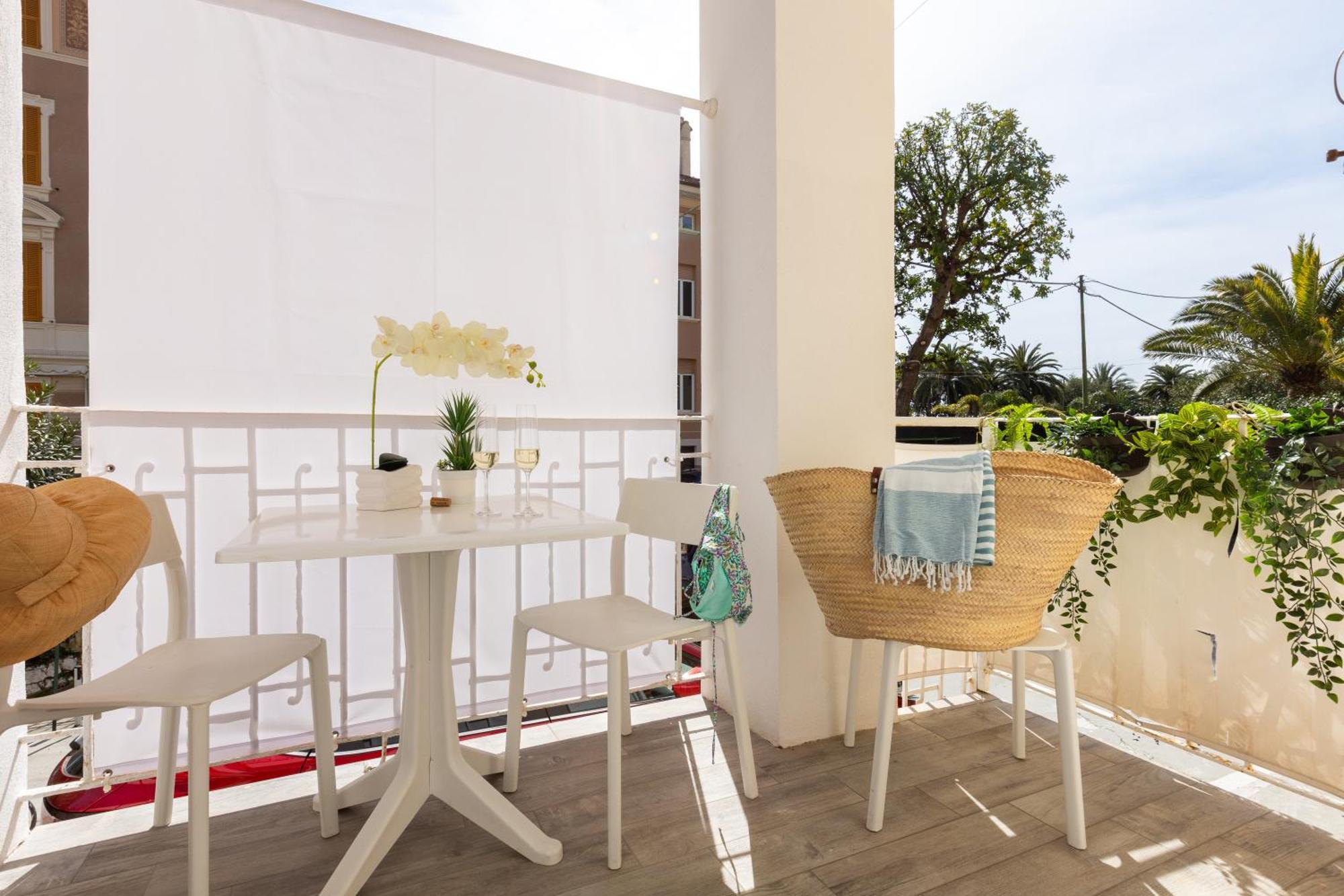 Residence Finale Bike And Beach Finale Ligure Exterior photo